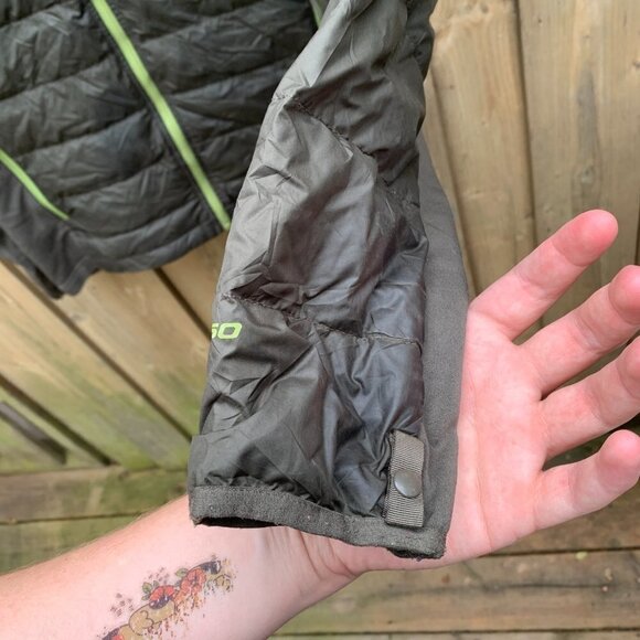 The North Face Puffer Jacket Medium Green - Picture 7 of 10